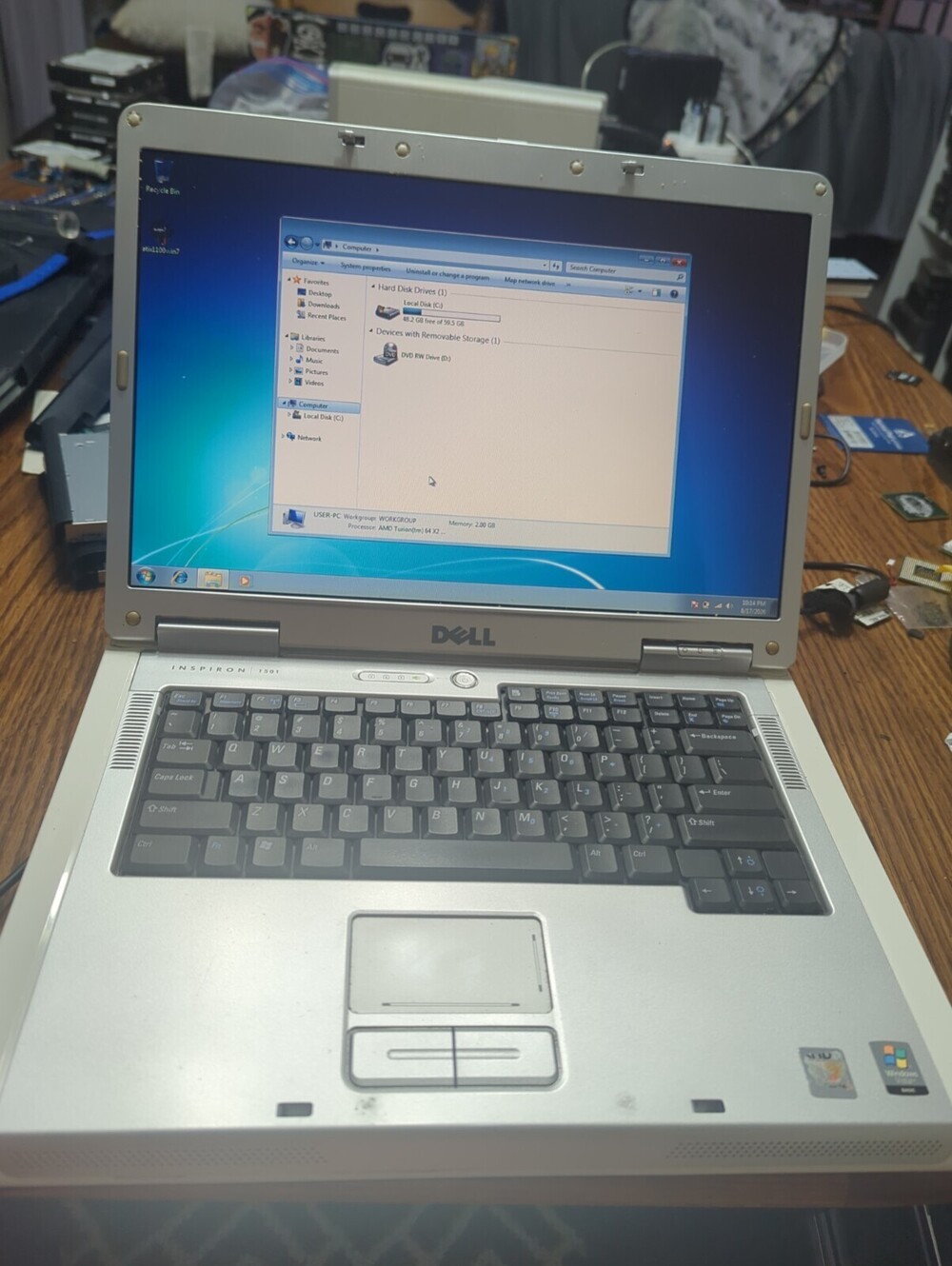 Dell Inspiron 1501 AMD X2, 2gb Ram, 60gb SSD, Dvd-rw, Wi-Fi, Win 7